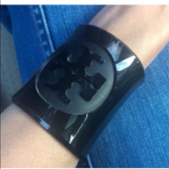 Tory Burch Jewelry - Tory Burch resin logo black cuff bracelet